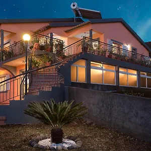  Holiday home Paradise House Calheta